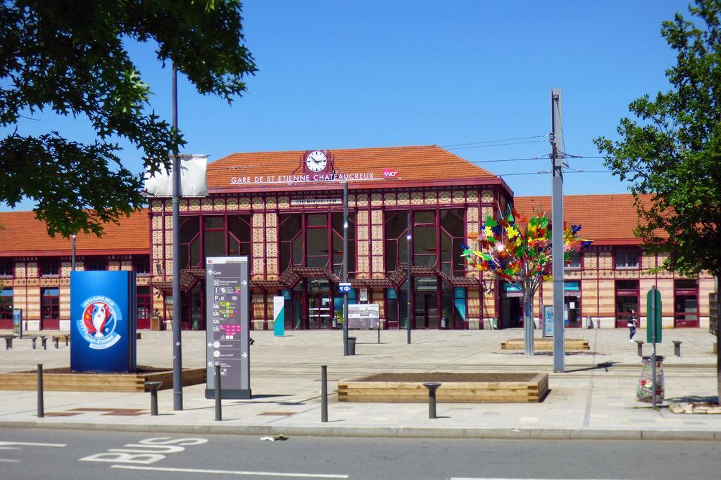 Terminus Du Forez Saint-Etienne Centre Gare Chateaucreux Exteriér fotografie